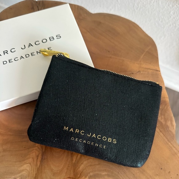 Marc Jacobs NEW in Box Decadence Coin Purse Cosmetics Pouch Black Shimmer - Picture 2 of 6